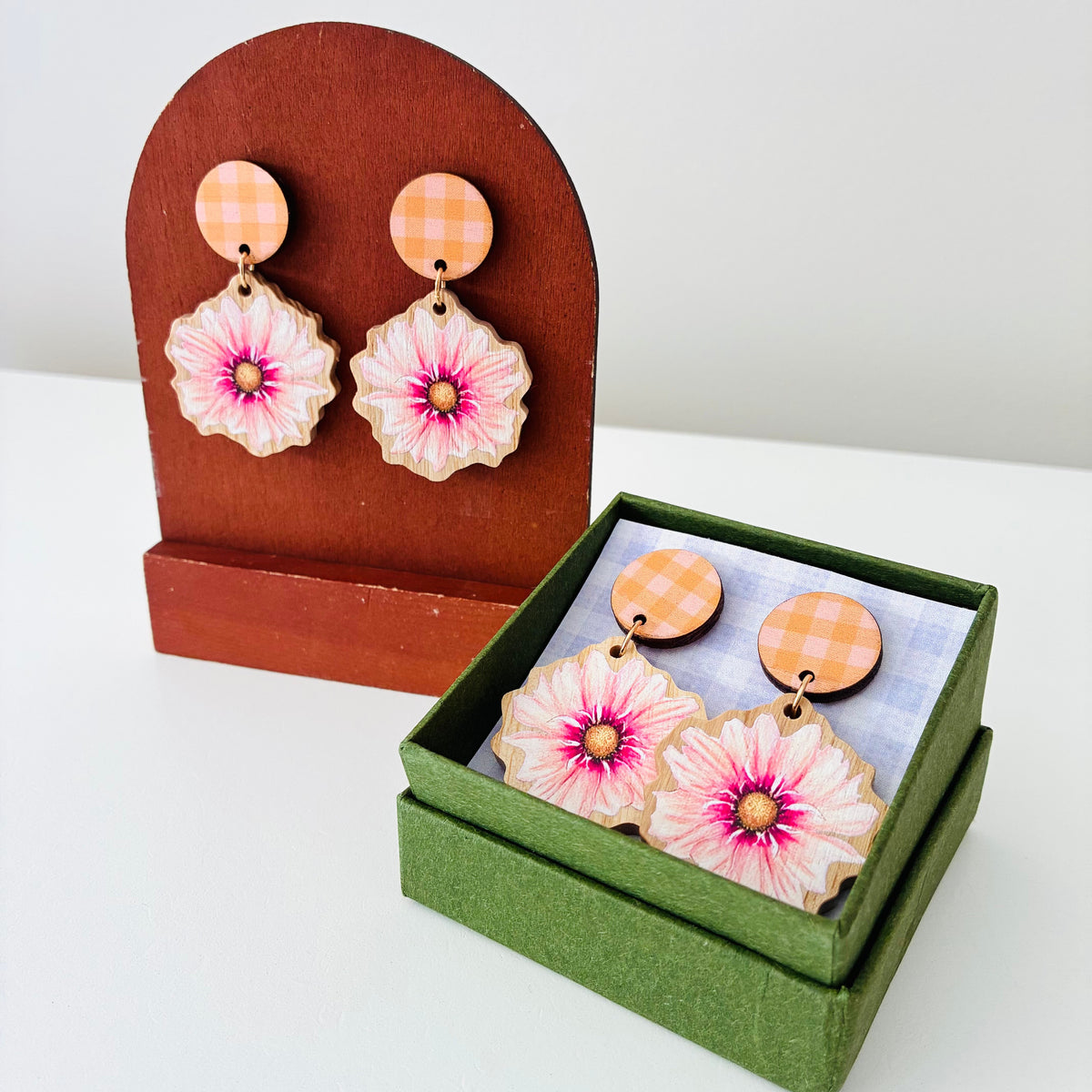 Earrings - Cosmos Apricotta